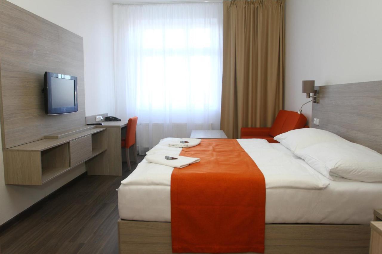 Hotel Palac Elektra اوسترافا المظهر الخارجي الصورة